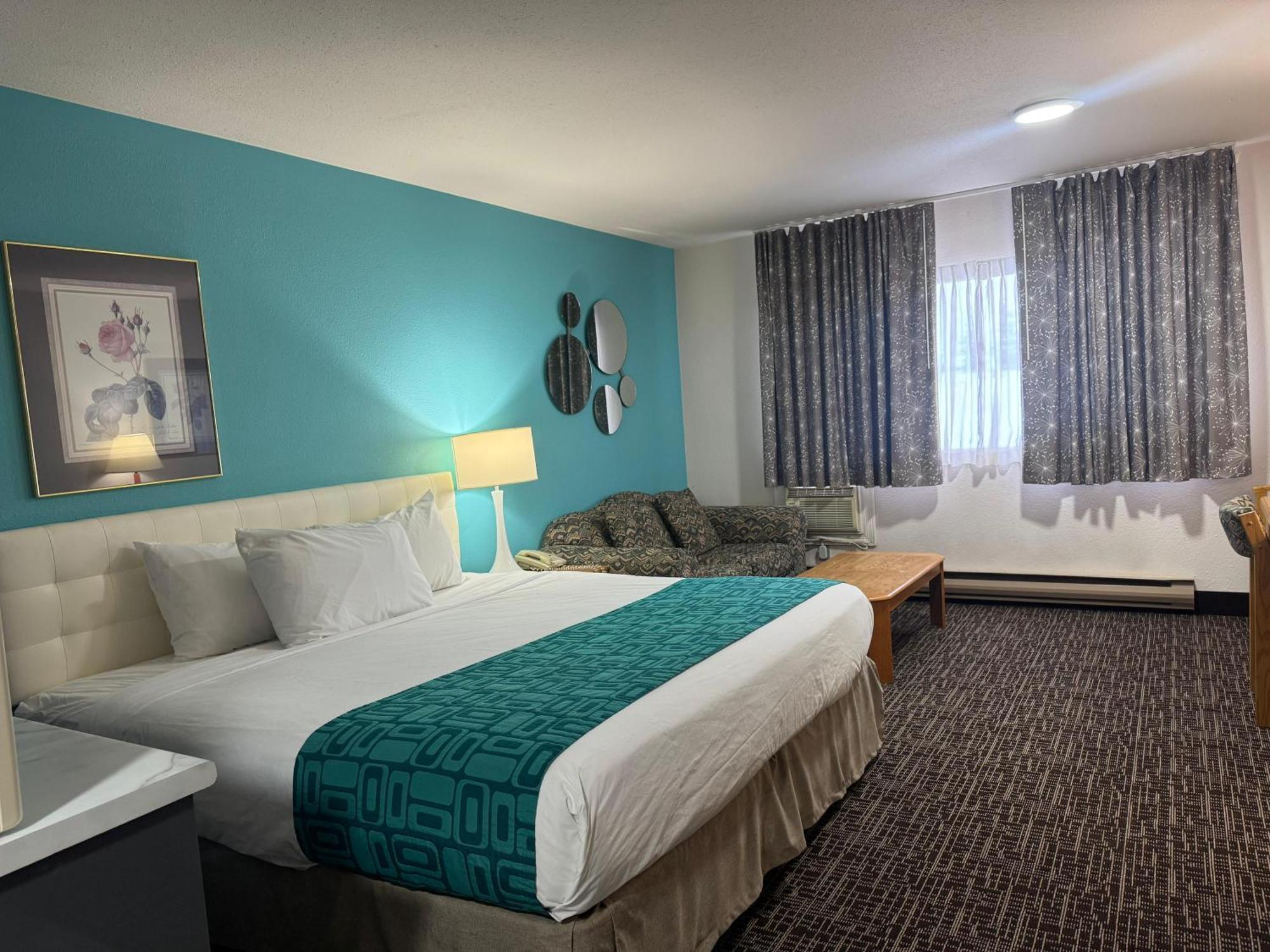 Howard Johnson By Wyndham Fort St. John Esterno foto